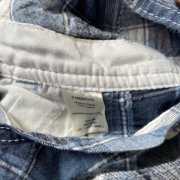 3/$20 osh kosh b’gosh 9 month Overall shorts - Picture 3 of 3